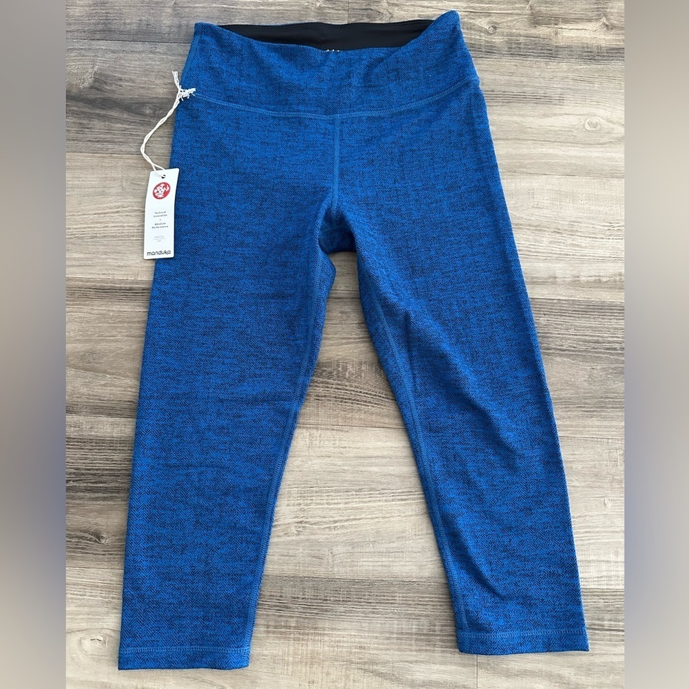 Manduka Bare Capri Leggings NWT – Indigo Herringbone (S)